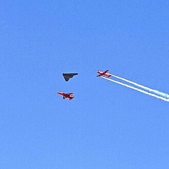 CCA Increment 1 + MQ-25 + RQ-180 · 协同作战飞机 + 黄貂鱼 + 极光